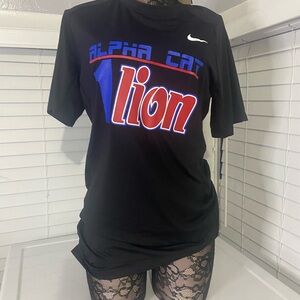 Nike pro size (XL) pro- fit